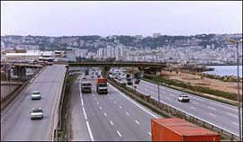 Alger continues to be the economic capital of the country