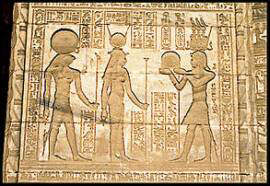 Bas-relief : Horus, Hathor and Pharaoh